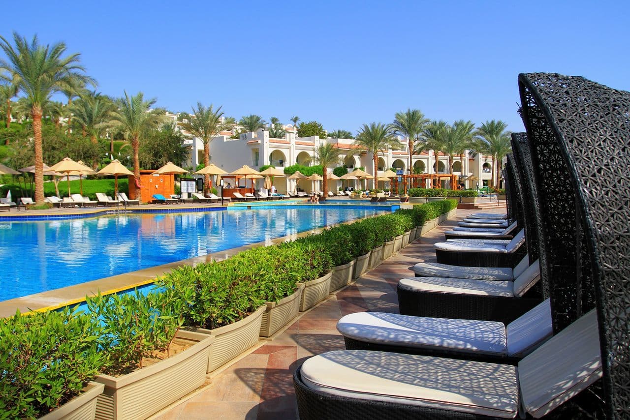 TOP 7 Egipto viešbučiai su šildomais baseinais ir koraliniais rifais tobuloms žiemos atostogoms